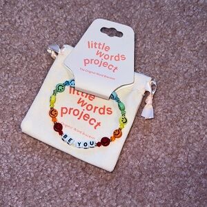 NWT Little Words Project Grateful Bracelet Be Kind (S/M)